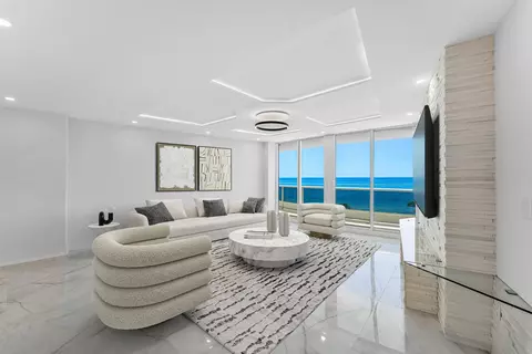 700 S Ocean Blvd #504, Boca Raton, FL 33432