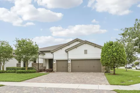 8308 Pedigree Cir, Greenacres, FL 33467