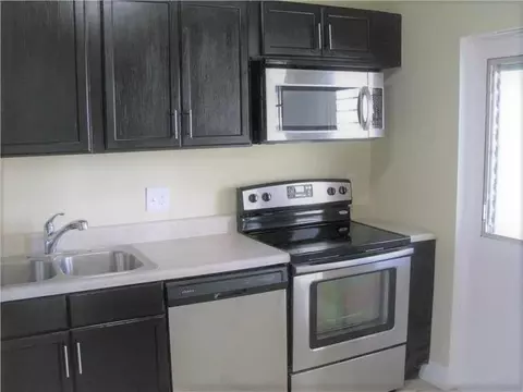 2940 N Course Dr #604, Pompano Beach, FL 33069