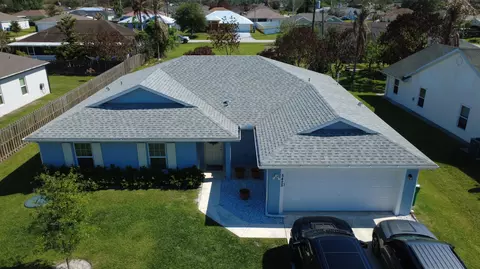 5425 NW Edgewater Ave, Port Saint Lucie, FL 34983