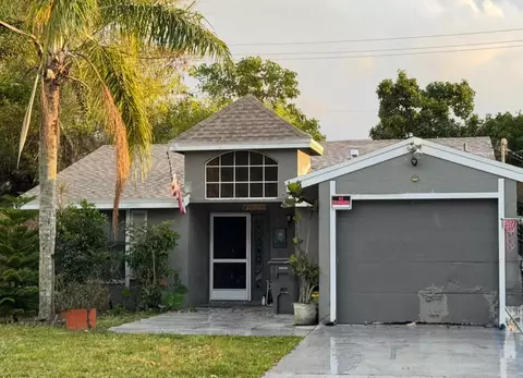 4716 Appaloosa St, West Palm Beach, FL 33417