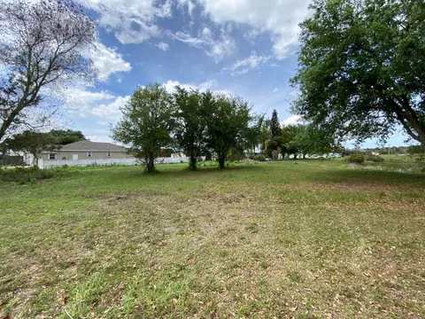 5859 NW Dunmore Ave, Port St Lucie, FL 34986
