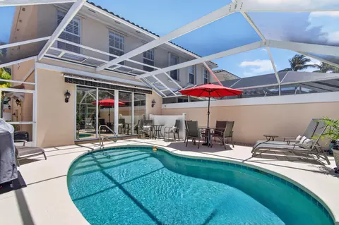 423 Capistrano Dr, Palm Beach Gardens, FL 33410