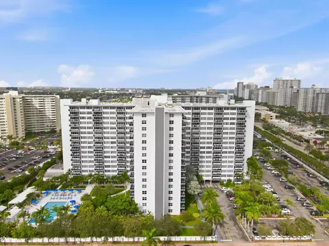 3333 NE 34th St #1002, Fort Lauderdale, FL 33308