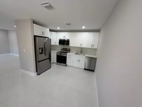 4329 NW 4th Ave #4329, Pompano Beach, FL 33064