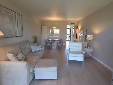 2101 W Woolbright Rd #J102, Boynton Beach, FL 33426