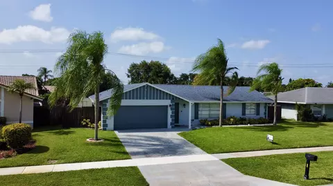 1381 Wyndcliff, Wellington, FL 33414