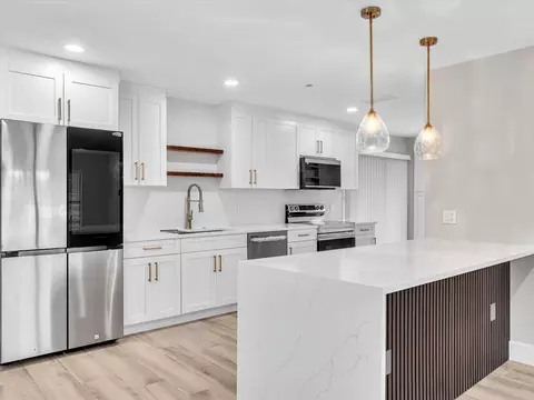 10691 NW 28th St, Sunrise, FL 33322