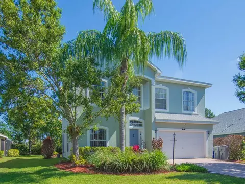 521 N Valencia Cir SW, Vero Beach, FL 32968