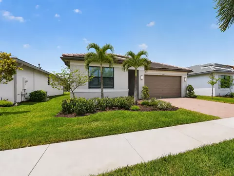 12440 SW Blue Mangrove Pkwy, Port Saint Lucie, FL 34987