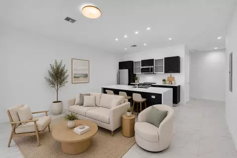 1044 NE 18th Ave #203, Fort Lauderdale, FL 33304