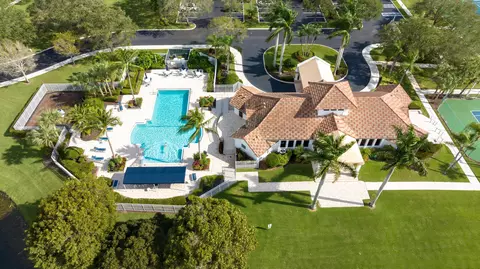 View/Area - 573 Cocoplum Dr E, Jupiter, FL 33458 photo 3 of 10