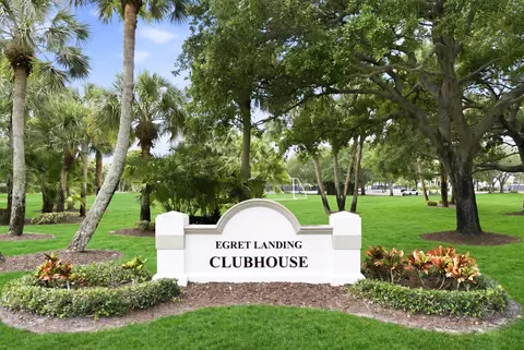 View/Area - 573 Cocoplum Dr E, Jupiter, FL 33458 photo 2 of 10