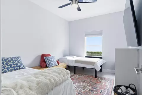 Bedroom - 573 Cocoplum Dr E, Jupiter, FL 33458 photo 8 of 8