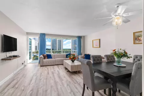 3300 NE 36th St #920, Fort Lauderdale, FL 33308