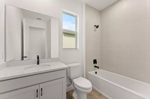 10032 SW Carnelian St, Port Saint Lucie, FL 34987