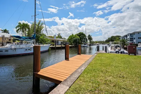 900 SW 12th St #105, Fort Lauderdale, FL 33315