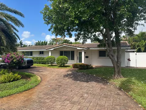 5111 NE 27th Ter NE, Lighthouse Point, FL 33064