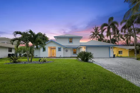 1359 SW Dyer Point Rd, Palm City, FL 34990