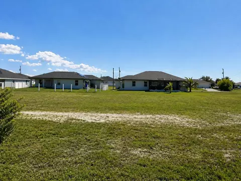 4318 NW 35th St, Cape Coral, FL 33993