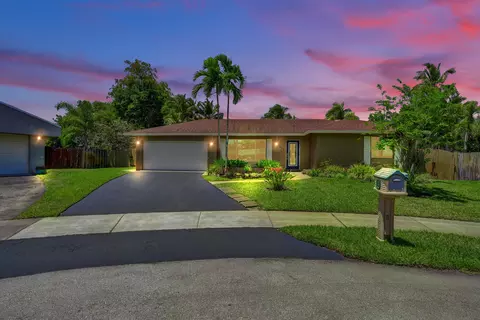 11927 SW 57th Ct, Cooper City, FL 33330