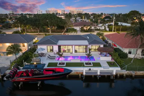 5641 Bayview Dr, Fort Lauderdale, FL 33308