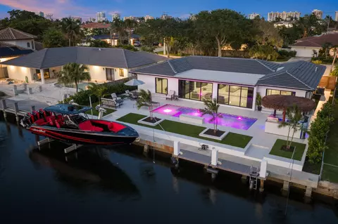 5641 Bayview Dr, Fort Lauderdale, FL 33308