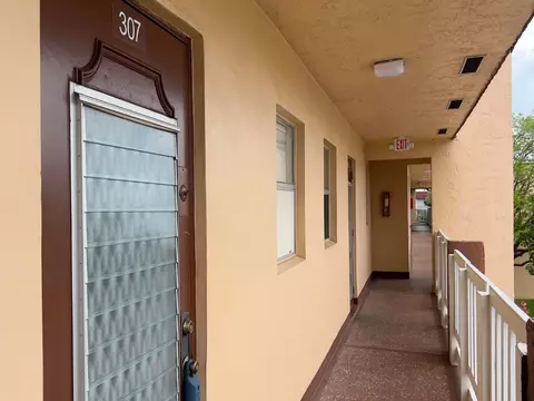 8901 Sunrise Lakes Blvd #307, Sunrise, FL 33322 photo 20