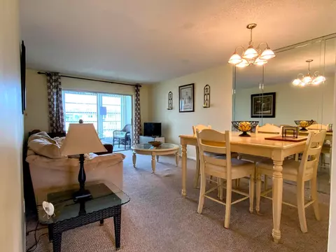 8901 Sunrise Lakes Blvd #307, Sunrise, FL 33322 photo 4