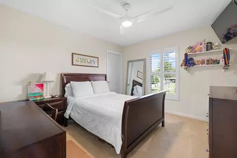 Bedroom - 5064 SE Horseshoe Point Rd, Stuart, FL 34997 photo 3 of 5