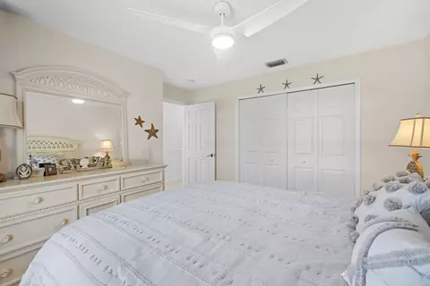 Bedroom - 5064 SE Horseshoe Point Rd, Stuart, FL 34997 photo 4 of 5