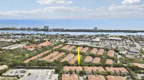 104 Lighthouse Cir #H, Tequesta, FL 33469