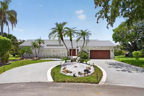 8725 Banyan Ct, Tamarac, FL 33321
