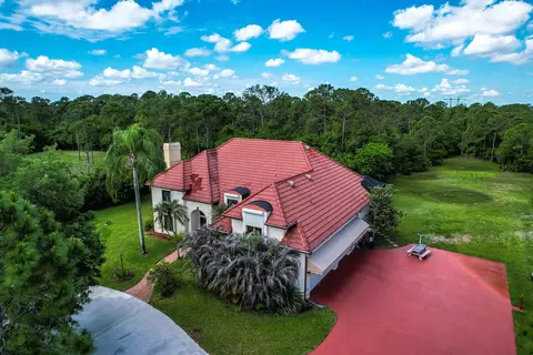 7868 Saddlebrook Dr, Port Saint Lucie, FL 34986