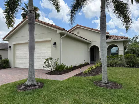 11304 SW Mountain Ash Cir, Port Saint Lucie, FL 34987
