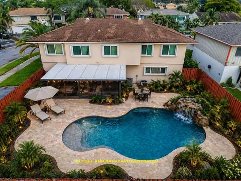 7908 NW 40th St, Hollywood, FL 33024