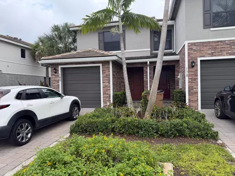 178 SE 5th Ct SE, Deerfield Beach, FL 33441