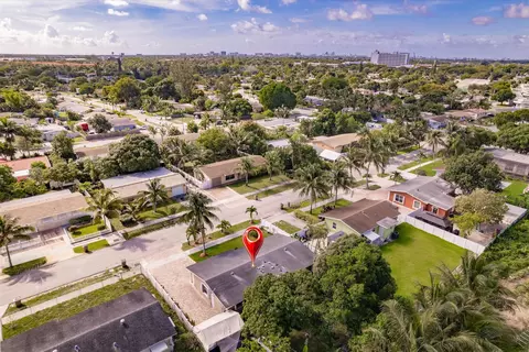 4241 NE 1st Ter, Pompano Beach, FL 33064