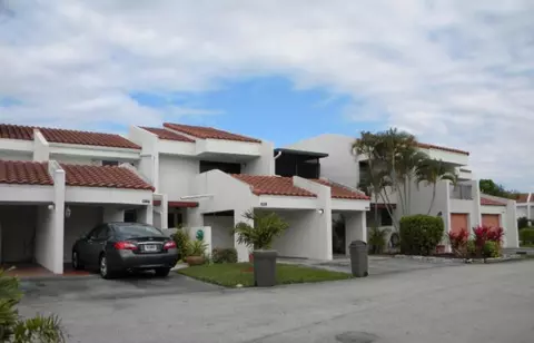 6563 Racquet Club Dr #124, Lauderhill, FL 33319
