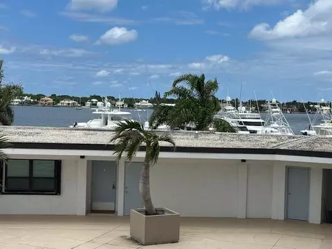 1208 Marine Way #108, North Palm Beach, FL 33408