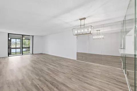 4725 E Lucerne Lakes Blvd E #114, Lake Worth, FL 33467