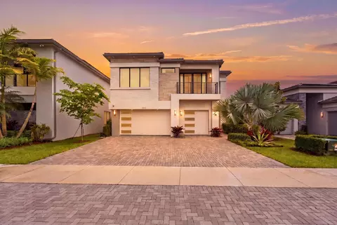 8568 Crystal Downs Ave, Boca Raton, FL 33434