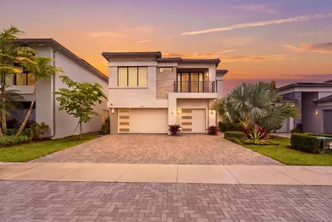 8568 Crystal Downs Ave, Boca Raton, FL 33434