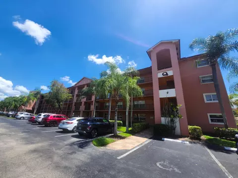 601 SW 142nd Ave SW #413 Q, Pembroke Pines, FL 33027