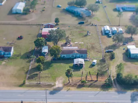 11404 Lithia Pinecrest Rd, Lithia, FL 33547