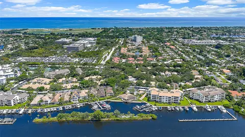 32 Grand Bay Cir, Juno Beach, FL 33408