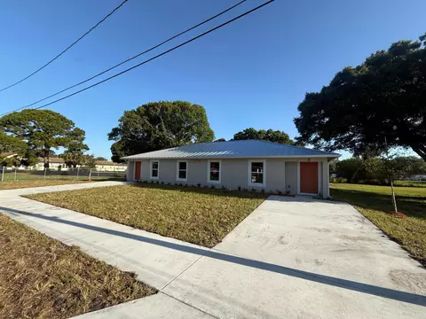 2710 Avenue Ave E, Fort Pierce, FL 34947