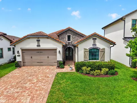 8524 Grand Prix Ln, Boynton Beach, FL 33472
