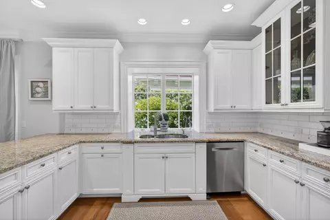 Kitchen - 113 Terrapin Trl, Jupiter, FL 33458 photo 3 of 4