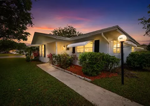 1043 NW 85th Ave #B-4, Plantation, FL 33322